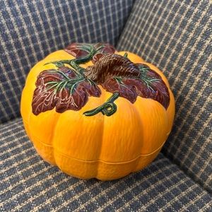 Ceramic pumpkin
